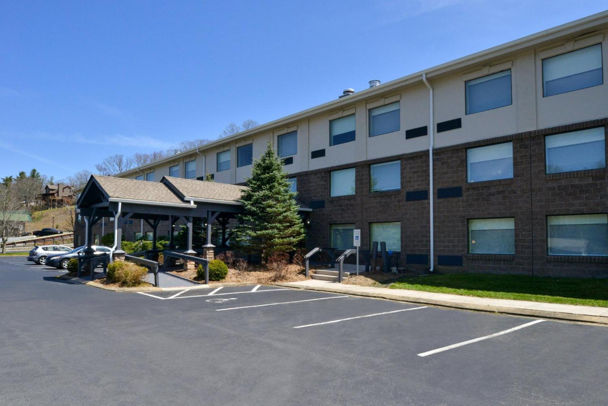 Holiday Inn Express Blowing Rock South By Ihg Exterior foto
