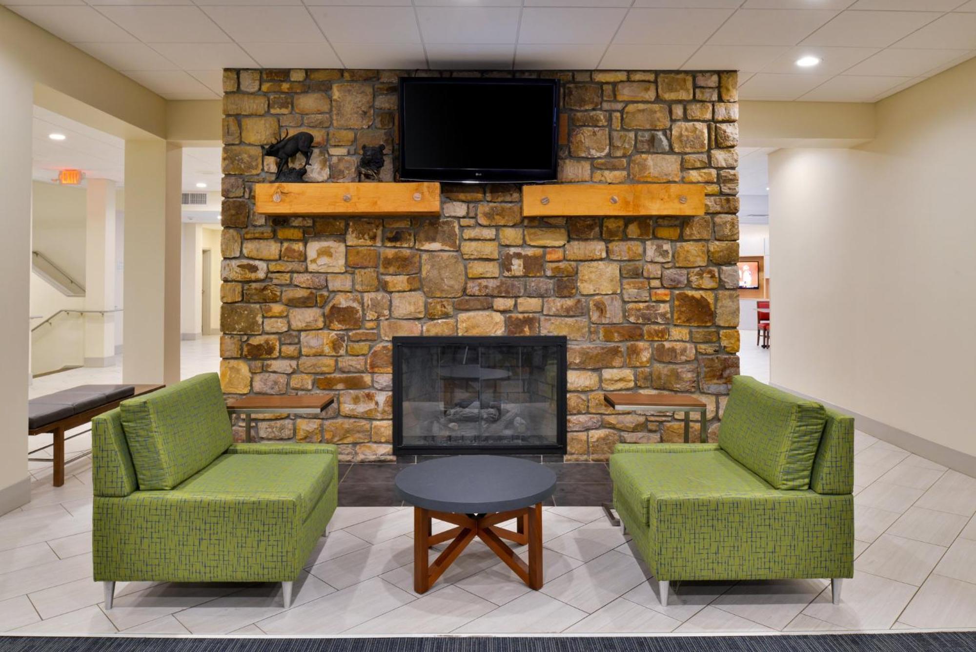 Holiday Inn Express Blowing Rock South By Ihg Exterior foto