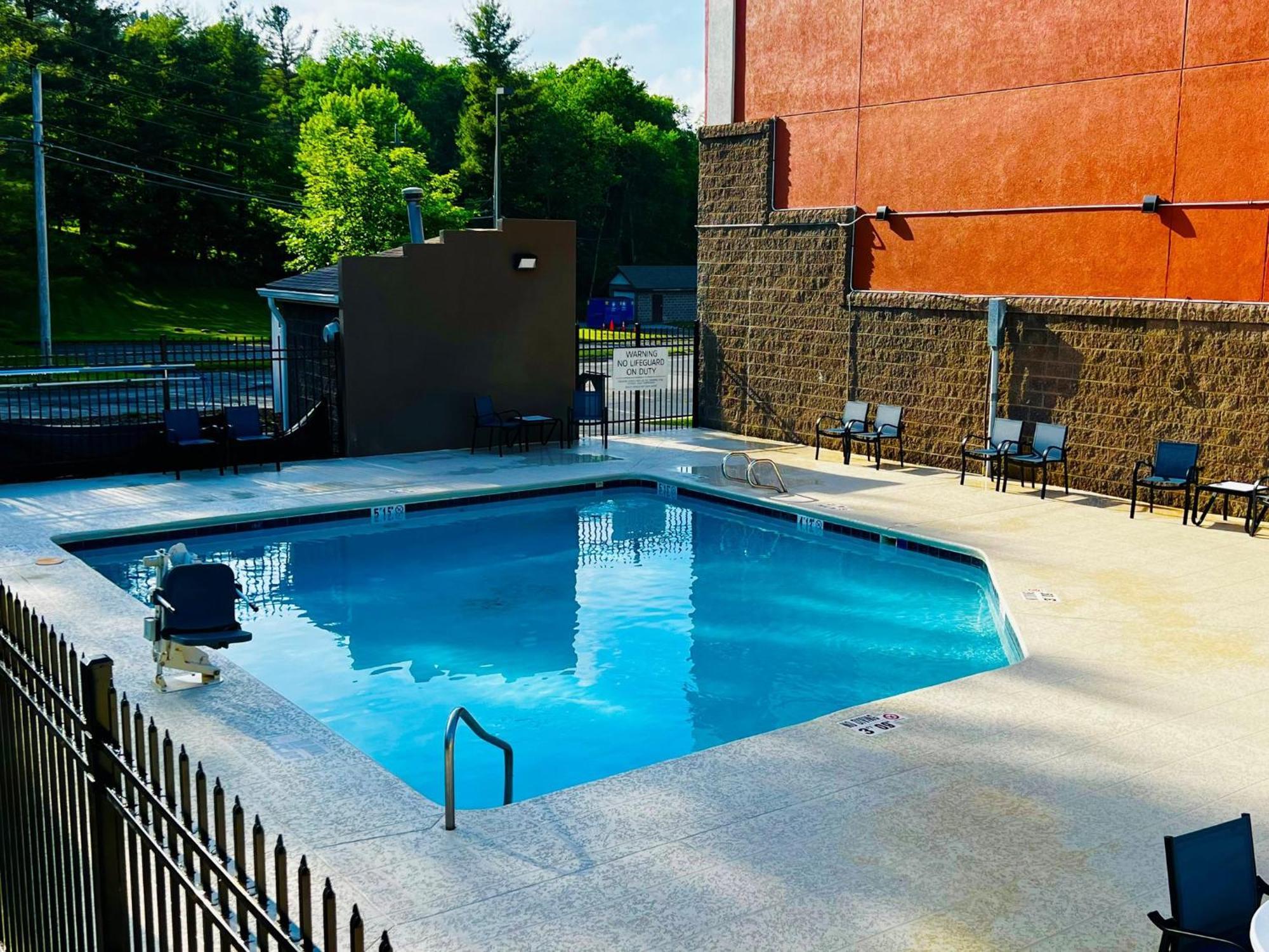 Holiday Inn Express Blowing Rock South By Ihg Exterior foto